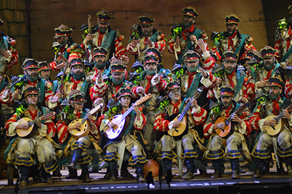 Los iluminados, primer premio el Concurso Fermín Salvochea