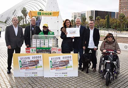 Presentación del cupón dedicado al Maratón Valencia Trinidad Alfonso