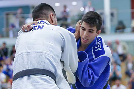 El judoca Álvaro Gavilán en pleno combate