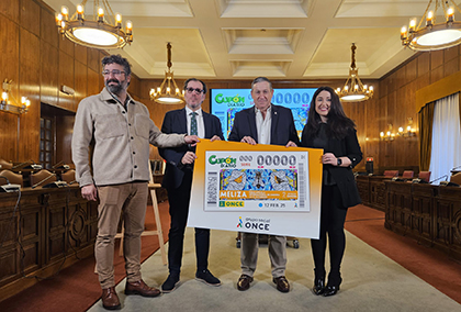 Foto de familia de la presentación del cupón dedicado a Meliza 2025