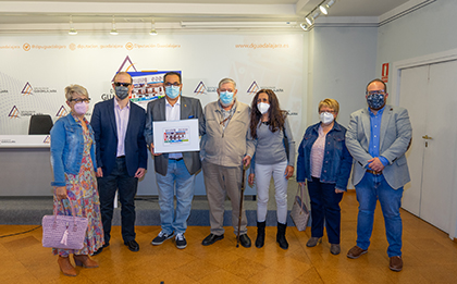 Foto de familia de la presentación del cupón dedicado al gentilicio de Trijueque