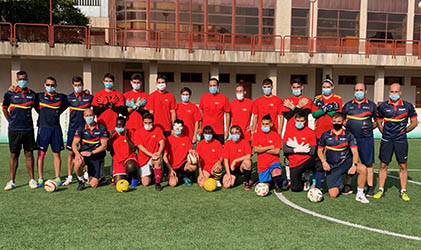 Foto familia selección española de fútbol ciegos