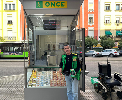 Francisco Gabriel Alba, vendedor de la ONCE que ha dado el premio en Córdoba