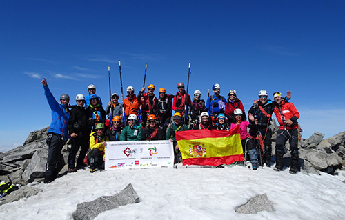 Expedición en la cumbre en el año 2018