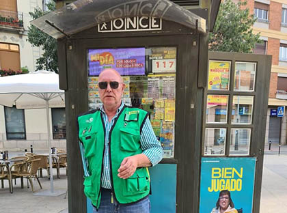 Arsenio Suárez Alonso, vendedor ONCE que ha dado el Cuponazo en Astorga