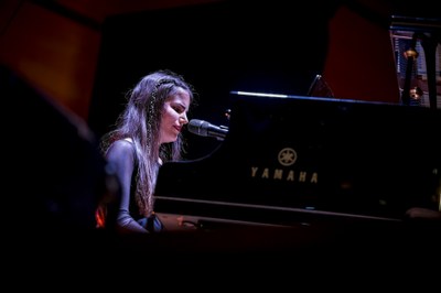 Laura Diepstraten en la clausura